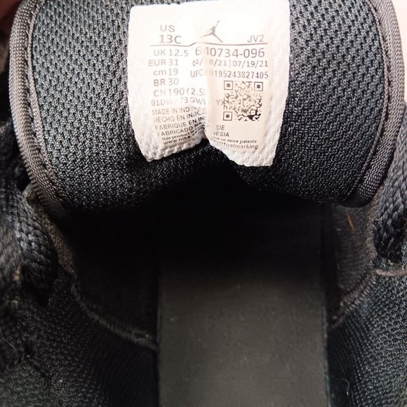 Nike Air Jordan Retro Mid Size 13 C Shoes Childrens Gray Black Lace 640734 096 - Picture 15 of 16
